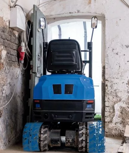 Dimensions de la mini pelle brico dépôt